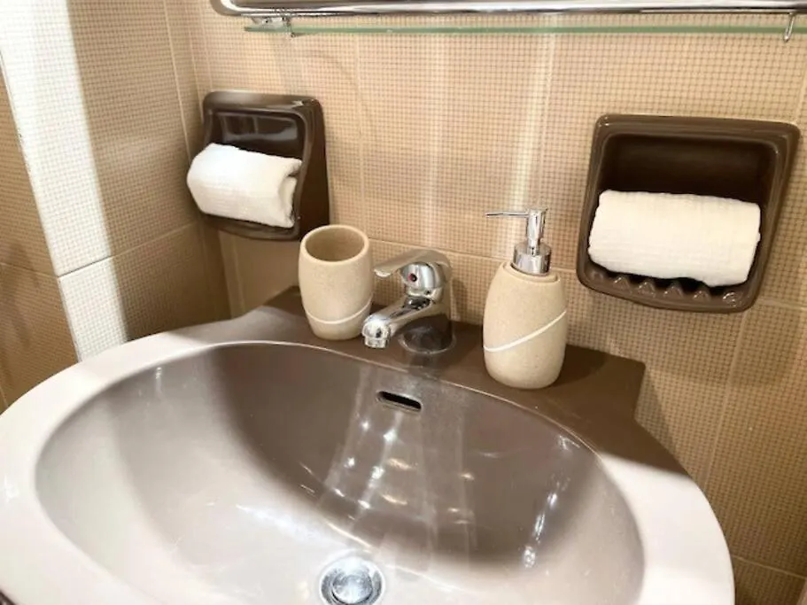 Parcheggio Gratis - Giardino - Mare 900 Mt - Wifi Appartamento Loano