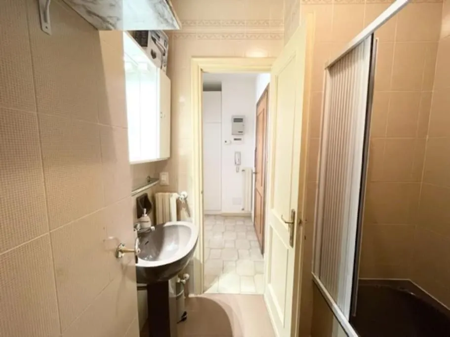 Parcheggio Gratis - Giardino - Mare 900 Mt - Wifi Appartamento Loano Italia