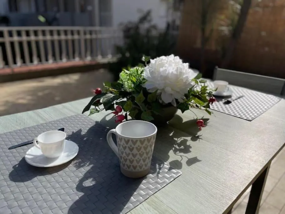 Parcheggio Gratis - Giardino - Mare 900 Mt - Wifi Appartamento Loano Italia