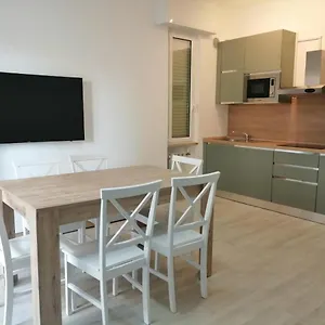 La Casa Di Nonno Stefano - Possibilita Box Privato Appartamento