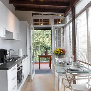 https://loft-and-love-fuga-romantica-a-roma.it-romehotels.com
